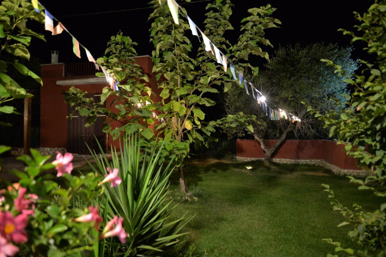 B&B Lara Santola Corato Buitenkant foto