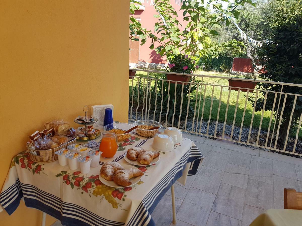 B&B Lara Santola Corato Buitenkant foto